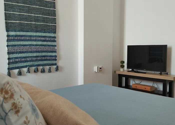 Aegina Port Apt 4